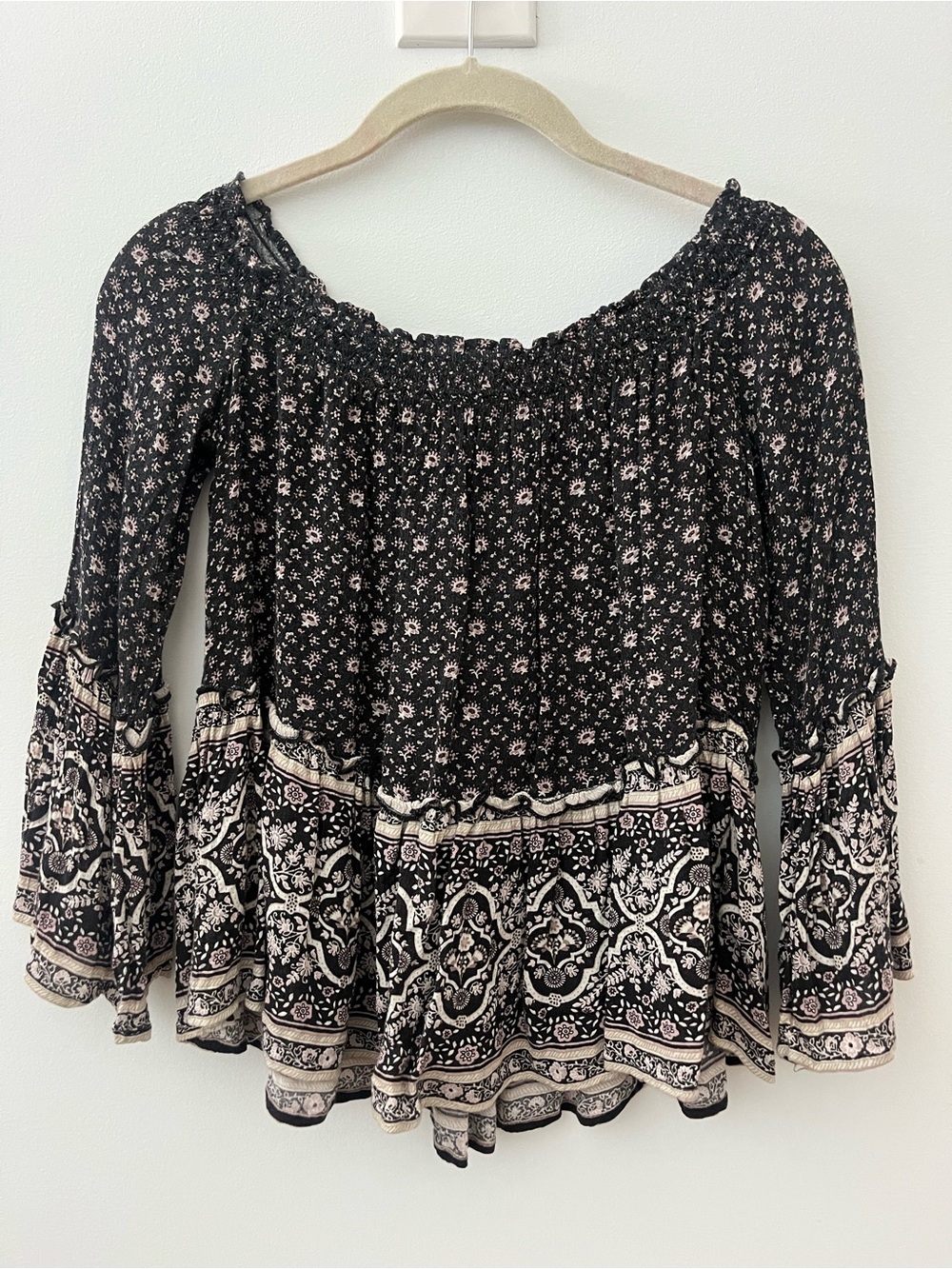American Eagle Black Off the Shoulder Floral Peasant Top
